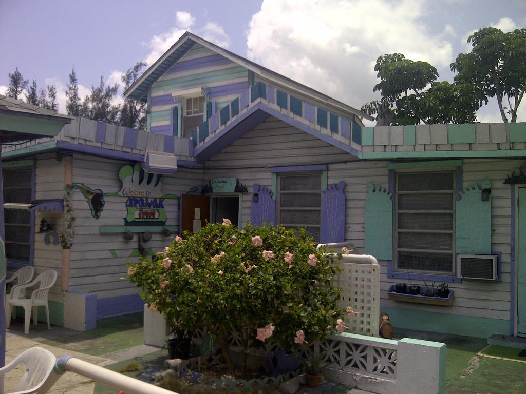 Arawak Inn Nasáu Exterior foto