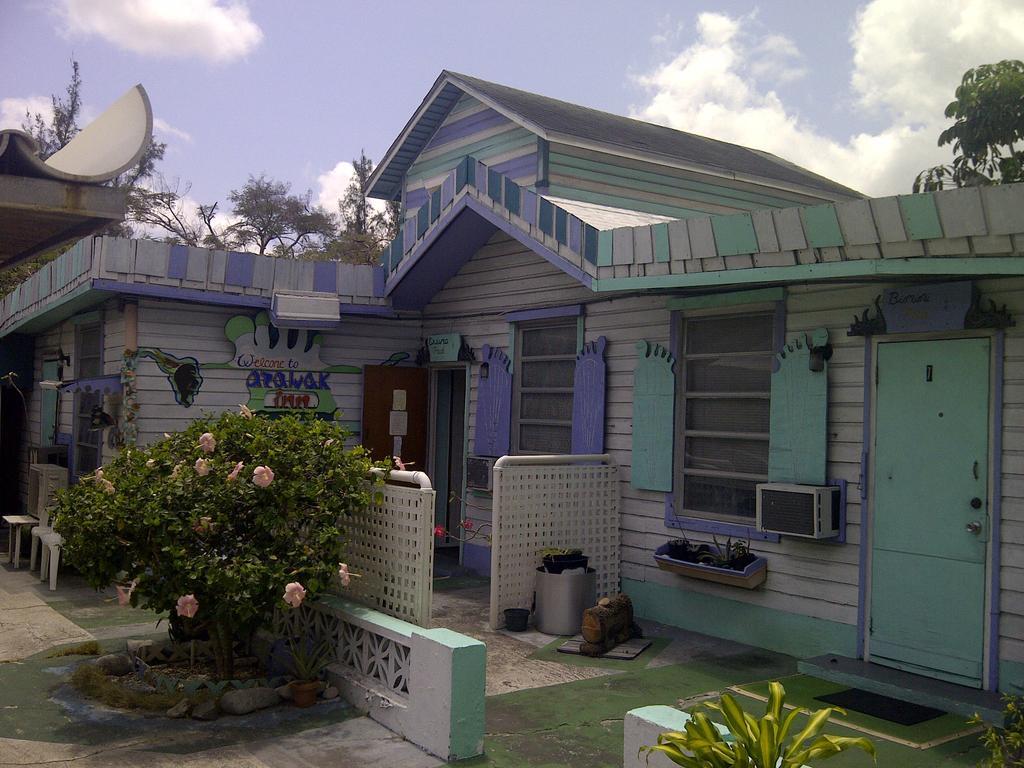 Arawak Inn Nasáu Exterior foto