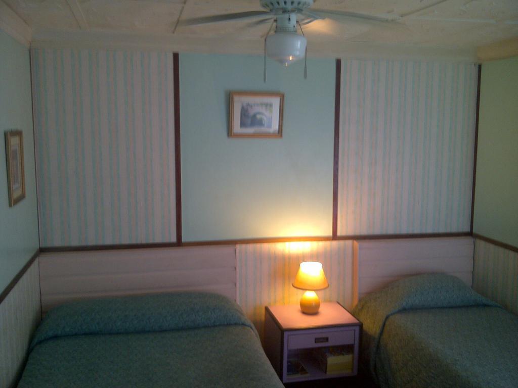 Arawak Inn Nasáu Habitación foto